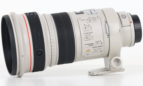 Canon 300mm f2.8L IS USM Ref. LTJCN